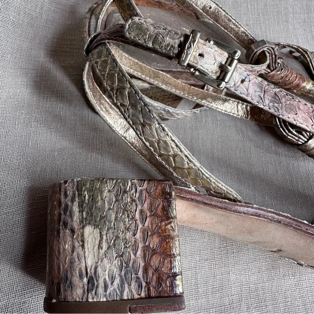 Vince Camuto Forster Reptile Bronze Gold Strappy Sandals 8 - Picture 11 of 14